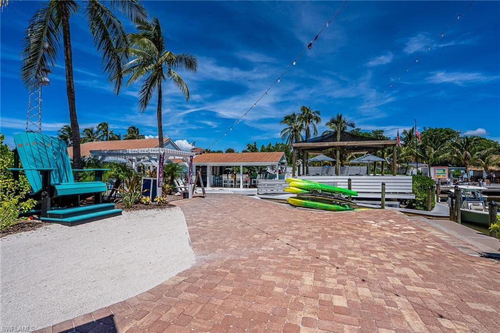 516 Longboat CIR-29