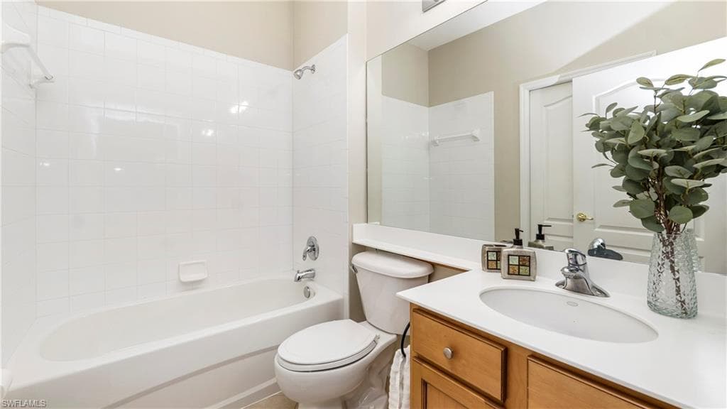 13260 Silver Thorn LOOP # 1005, NORTH FORT MYERS FL 33903-20