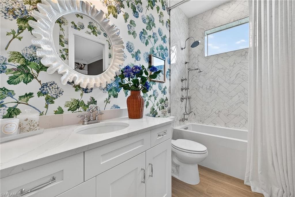 17395 Blue Sapphire DR-32