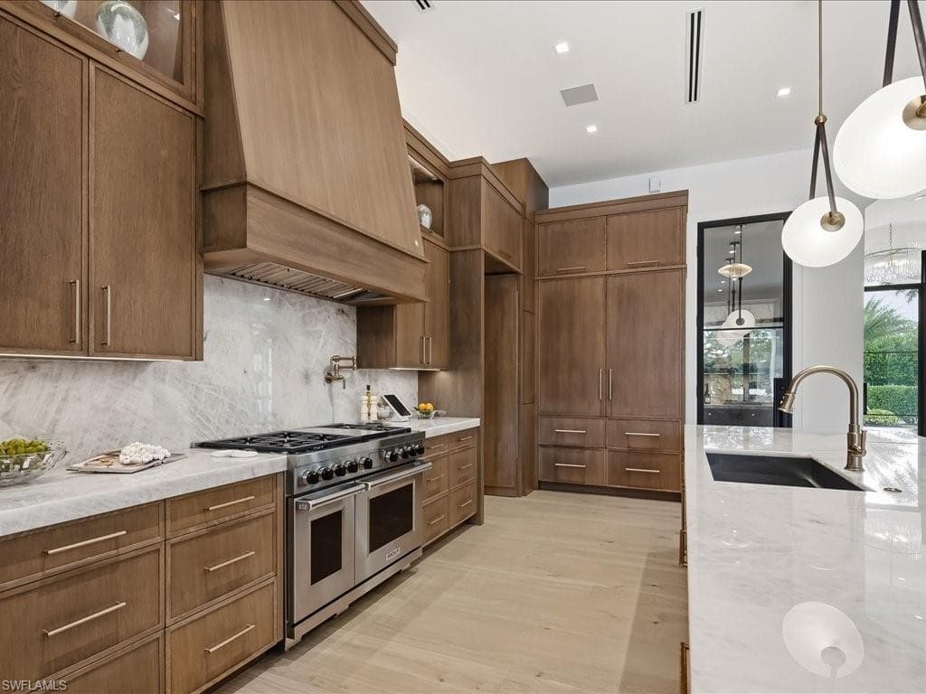 117 West ST-15