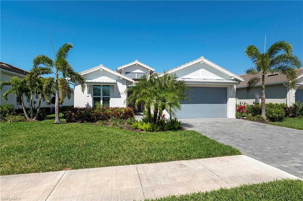 8897 Redonda DR-3