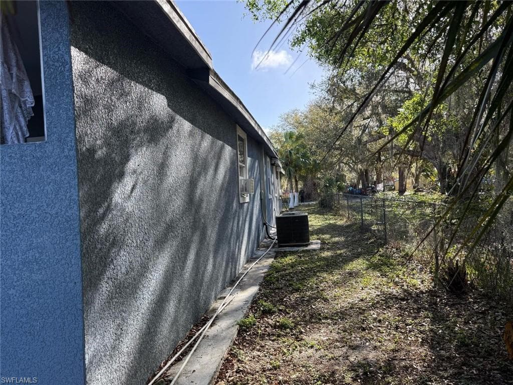 414 Spring AVE-27