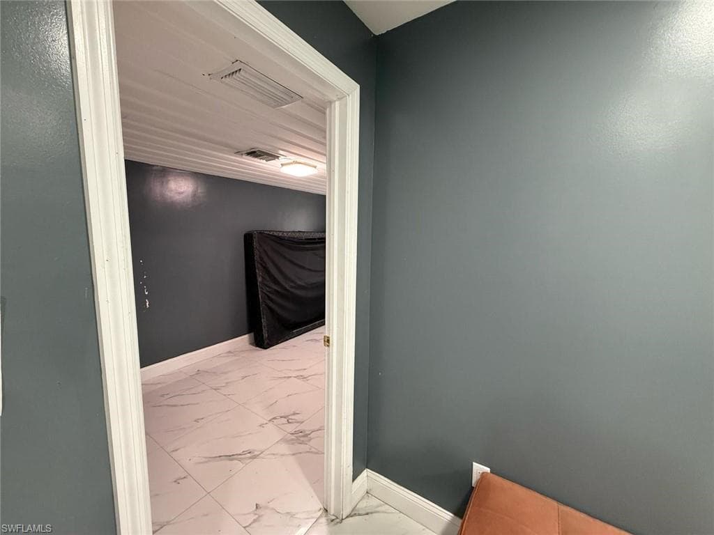 414 Spring AVE-20