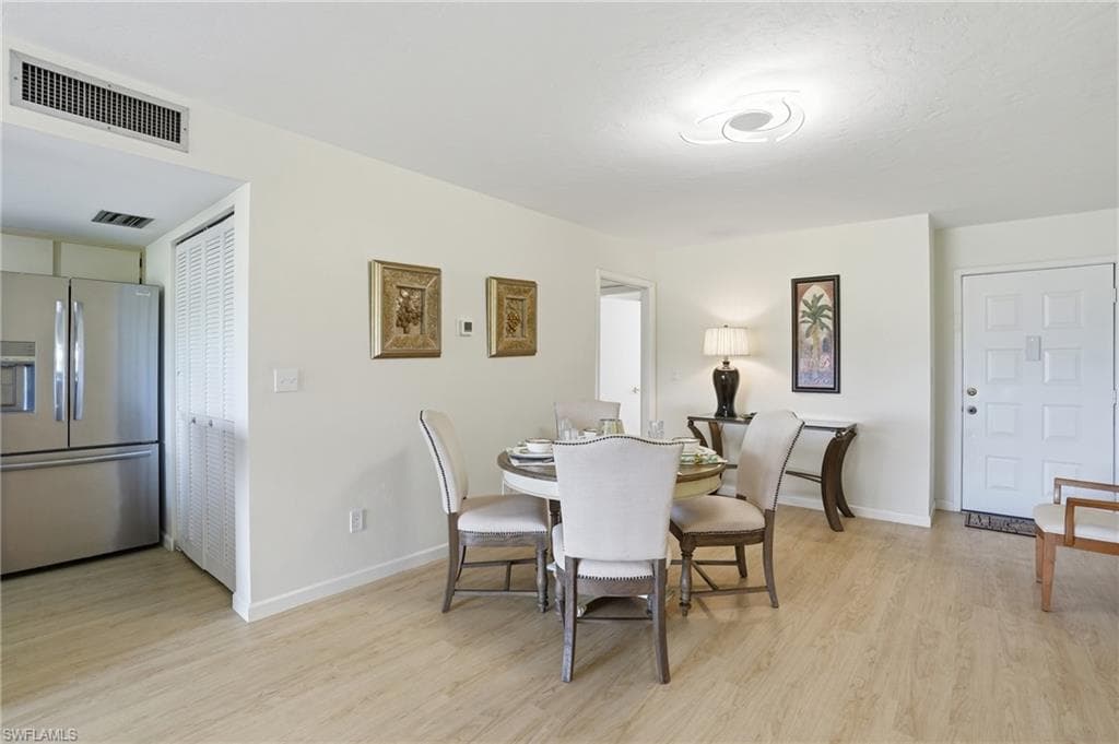 5585 Trailwinds DR 314-20