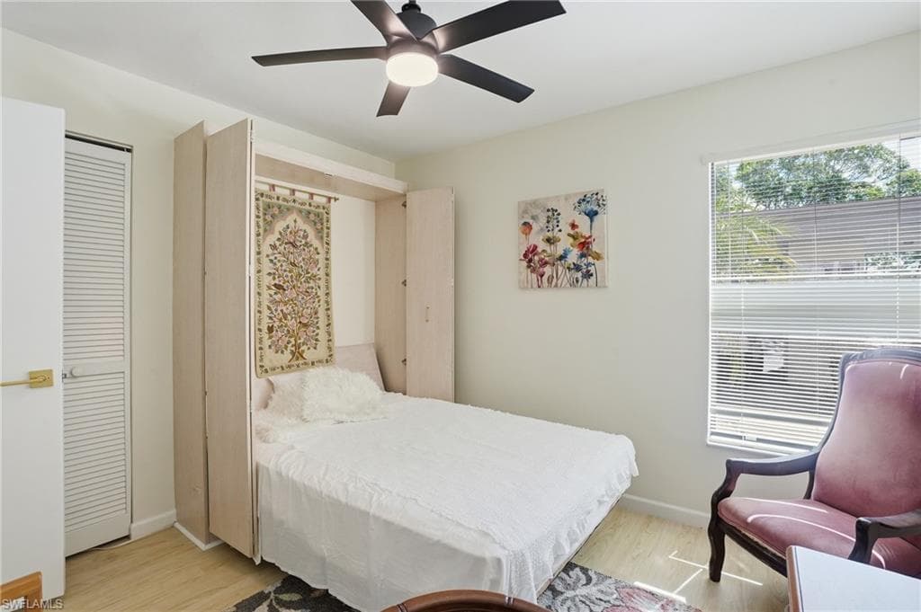 5585 Trailwinds DR 314-24