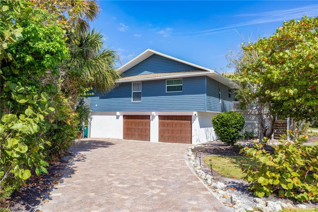 1813 Long Point LN-2