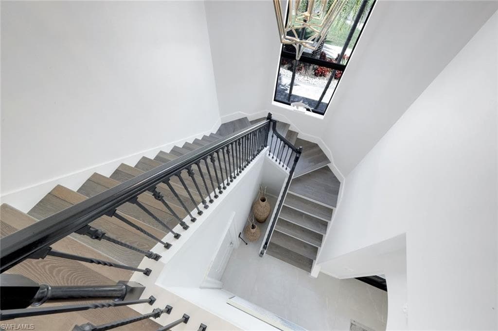 450 Pepperwood CT-17