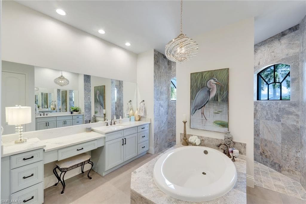 450 Pepperwood CT-16