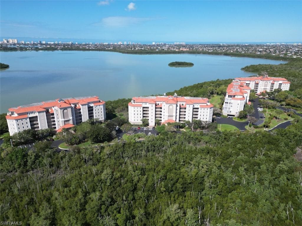 269 Vintage Bay DR C7-36