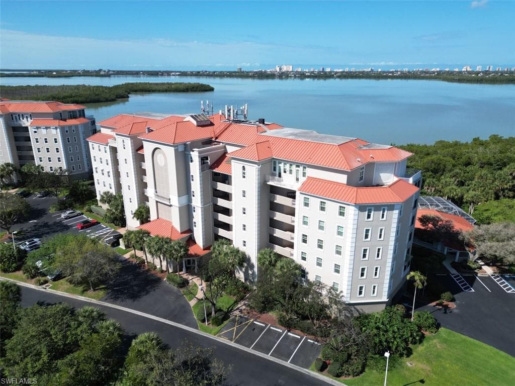 269 Vintage Bay DR C7-29