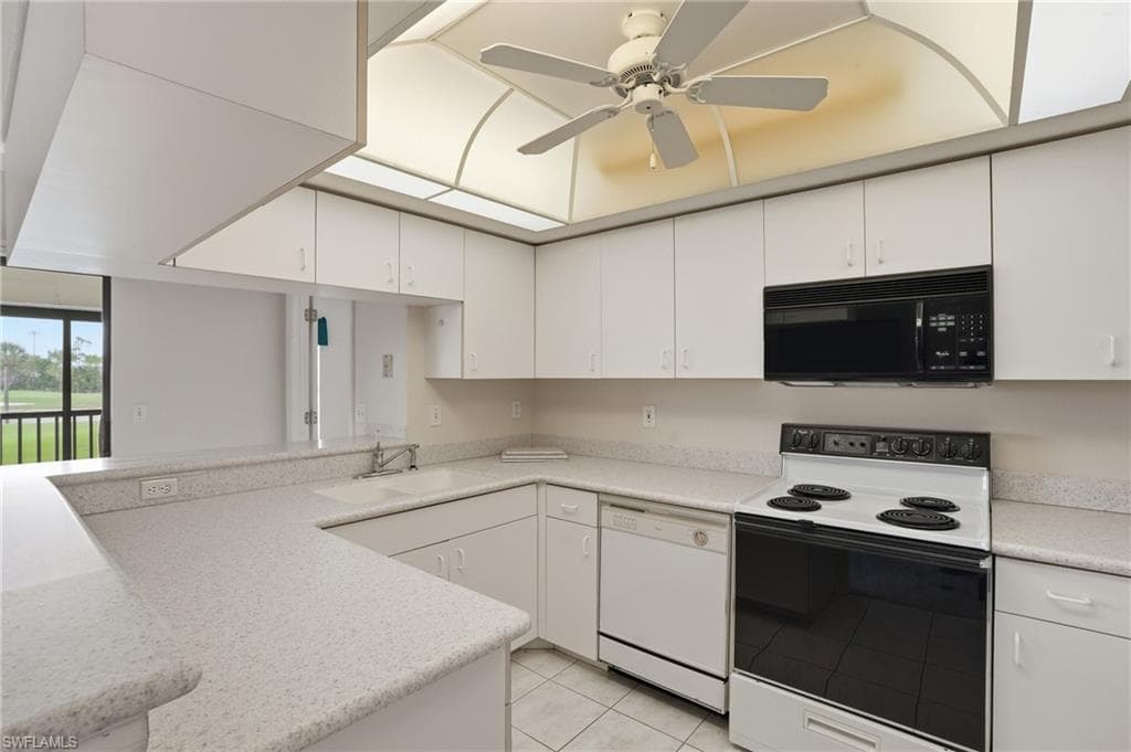 5785 Trailwinds DR 222-8