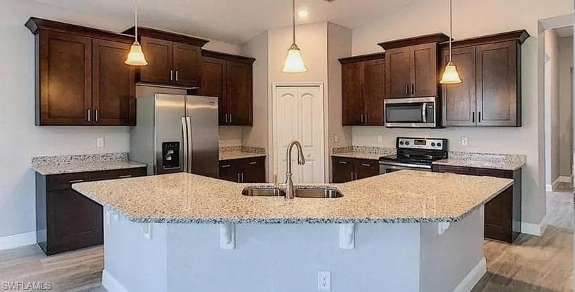 4570 Oakley RD-4