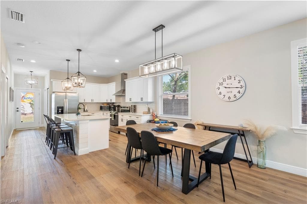 1324 Giddens AVE-7