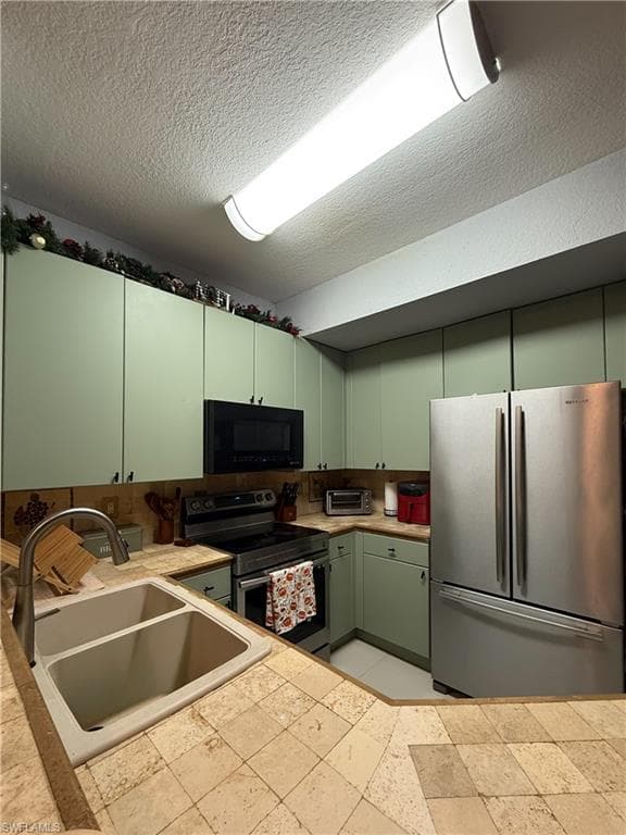 639 NE 21st Ave-3