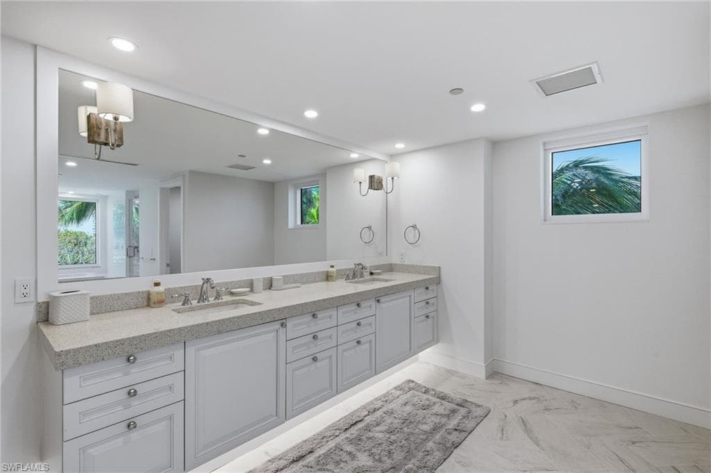 11125 Gulf Shore DR 308-19