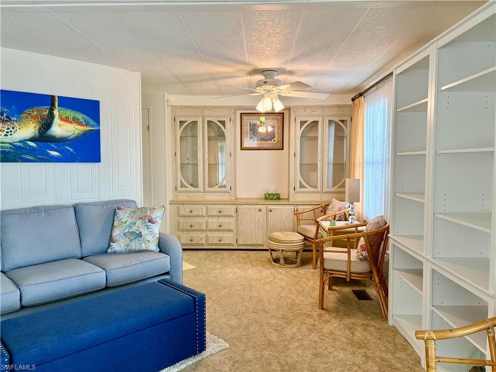 2787 Breezewood DR-16
