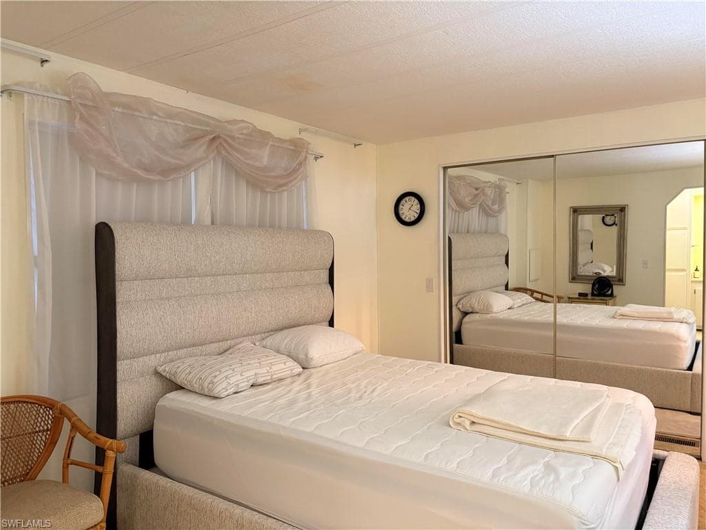 2787 Breezewood DR-29