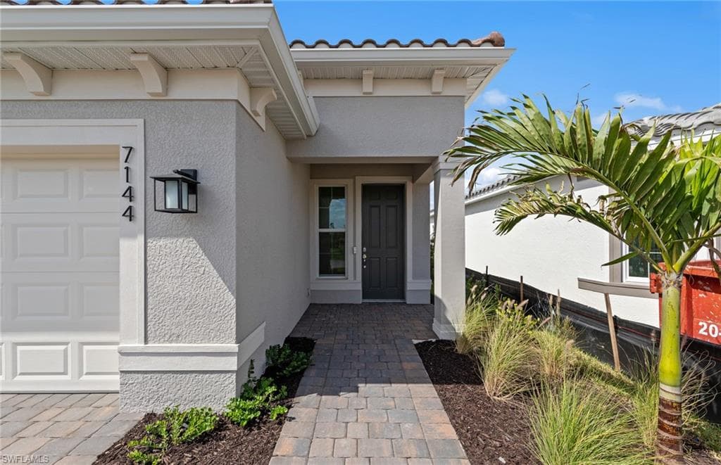 7144 Chapel Creek LN-9