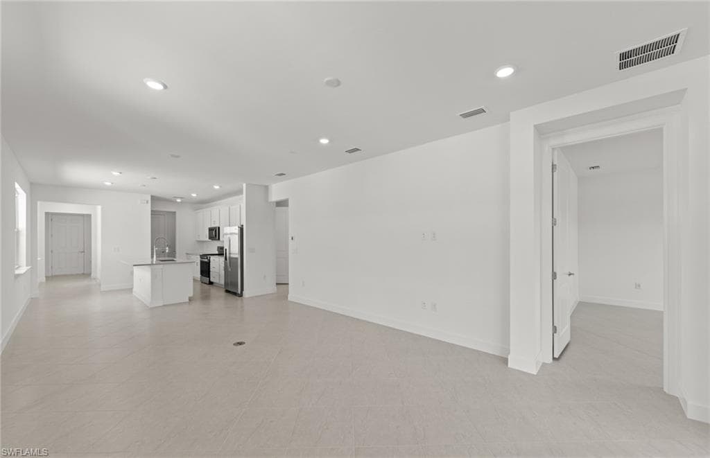 7144 Chapel Creek LN-17