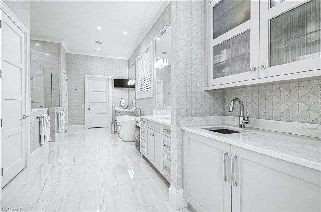 3003 Crayton RD-24