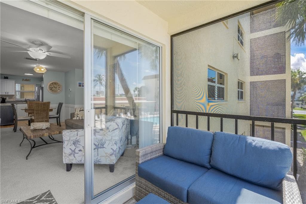 915 Beach RD 215-16