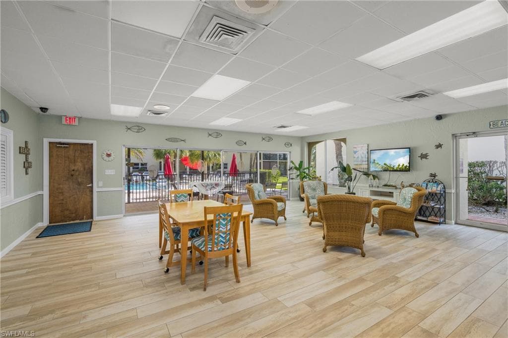 915 Beach RD 215-27