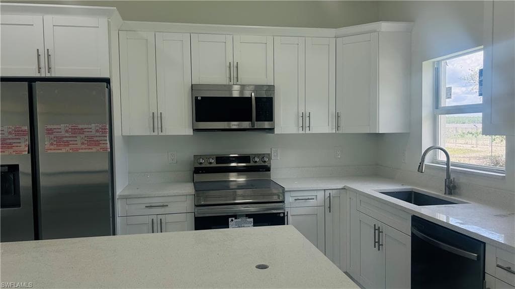 4668 47th AVE NE-4