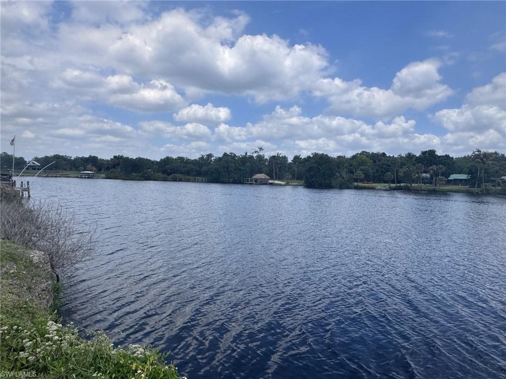 4500 Fort Denaud RD-1