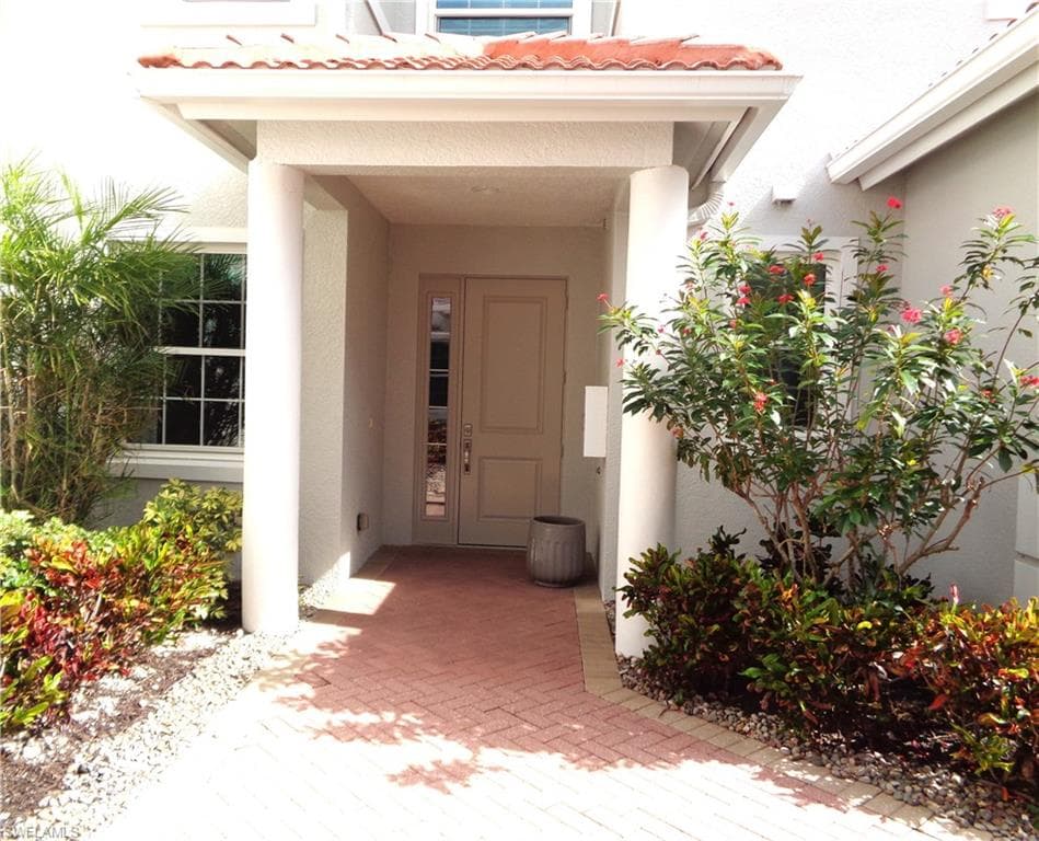 575 El Camino Real 6-1