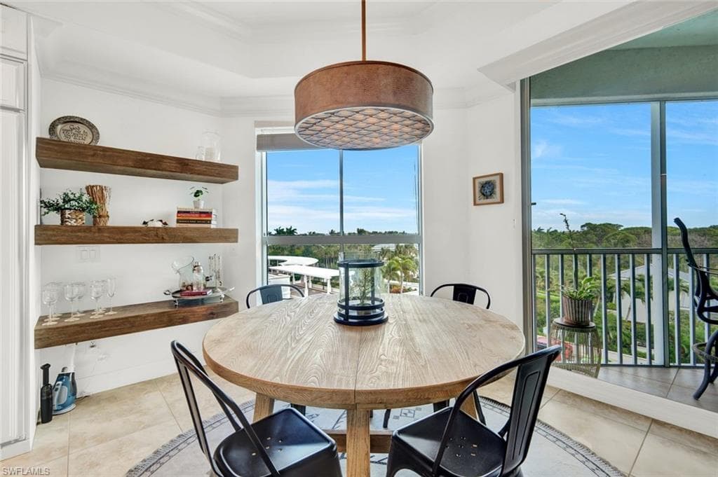 295 Grande WAY 306-16