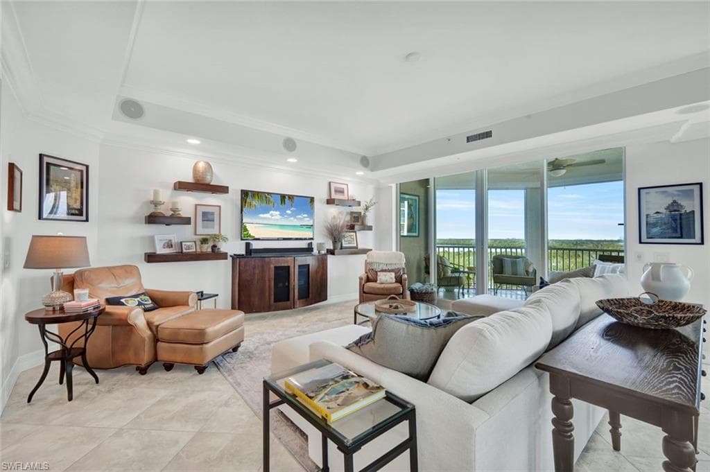 295 Grande WAY 306-3