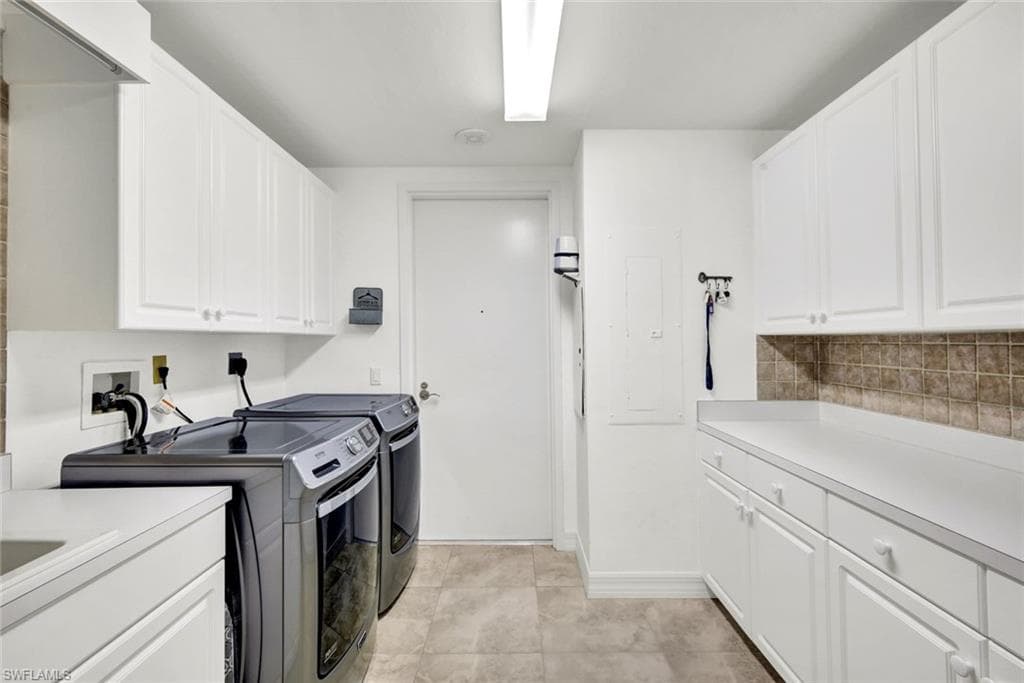 295 Grande WAY 306-28