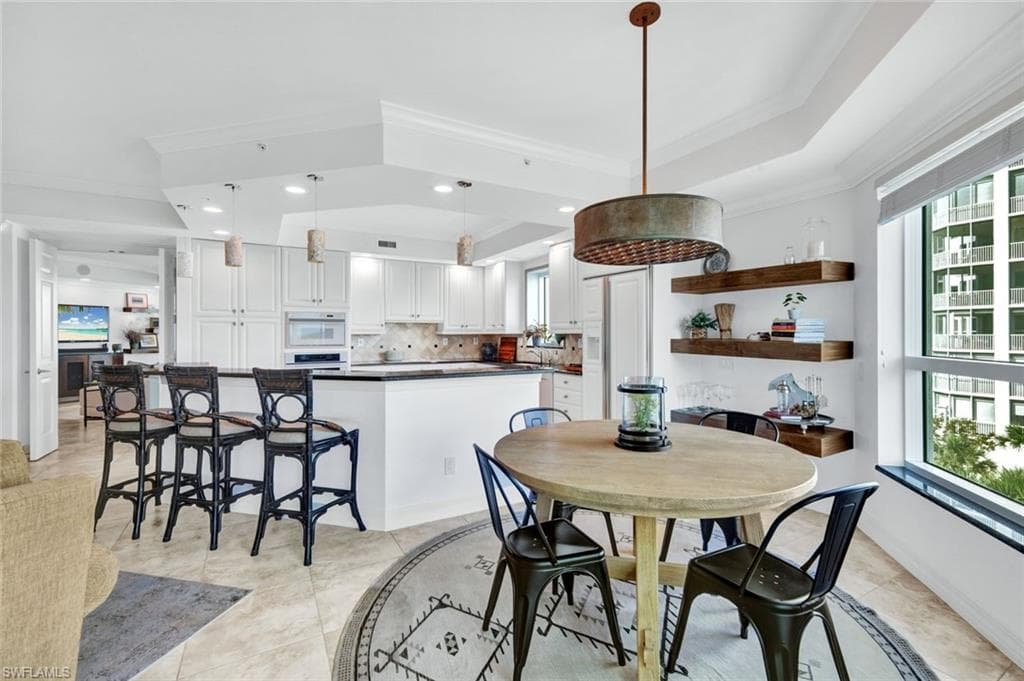 295 Grande WAY 306-15