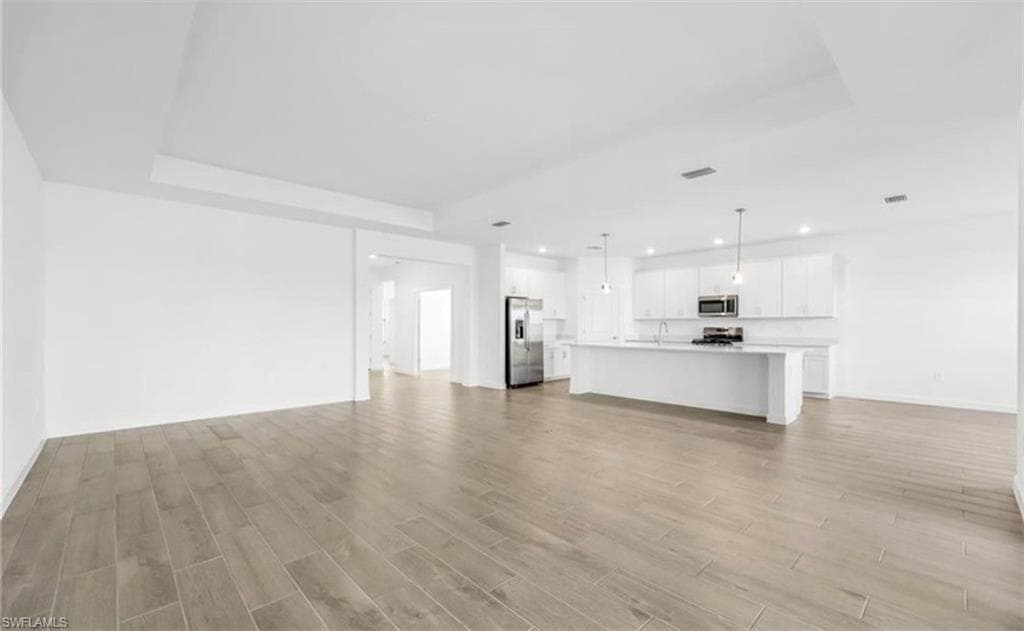 19100 Hanley BLVD-3
