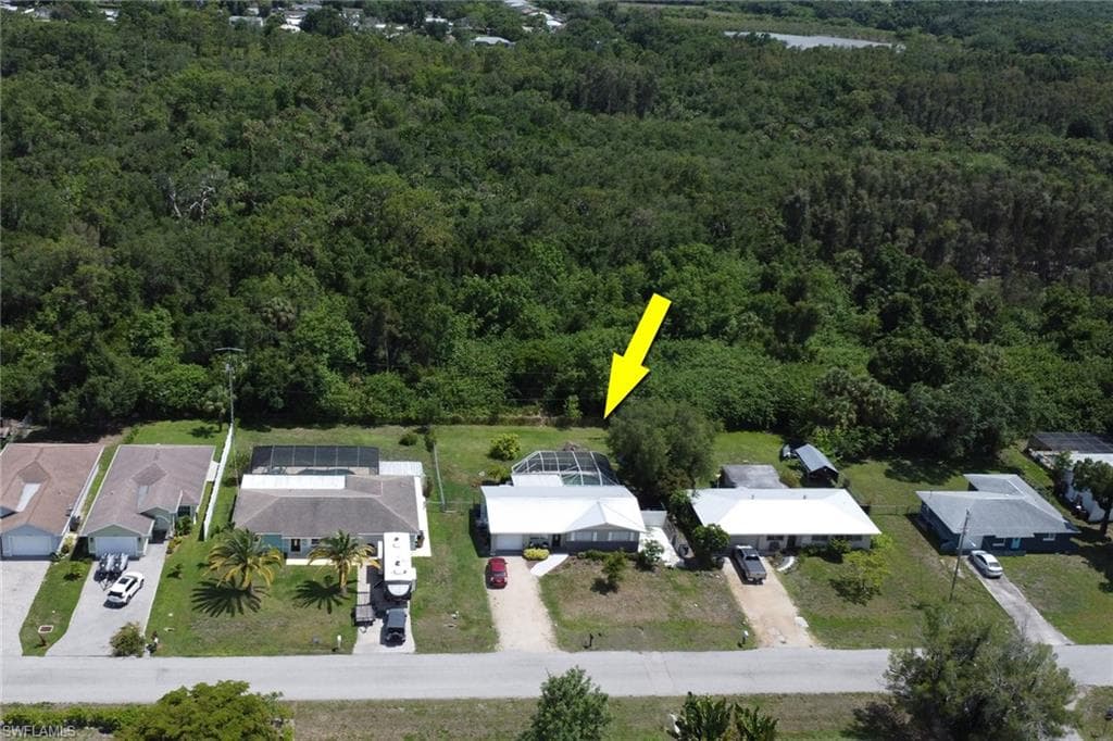 12207 De Moya DR-28