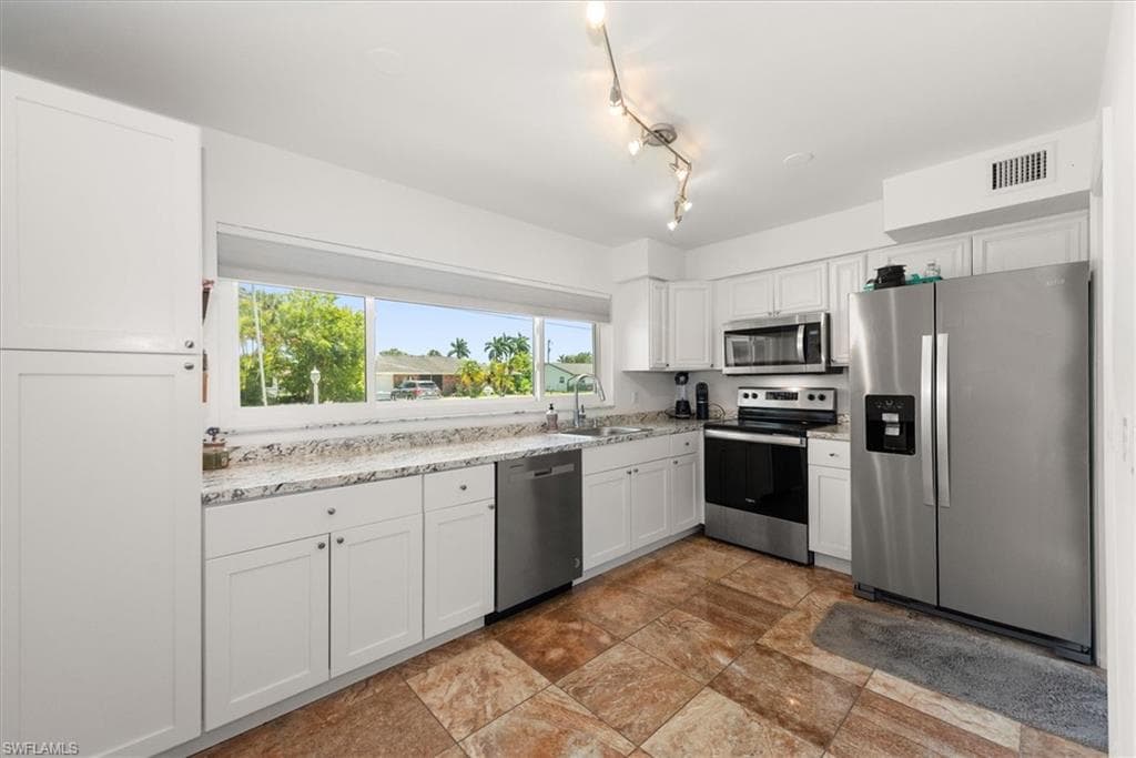190 Brooks RD-6