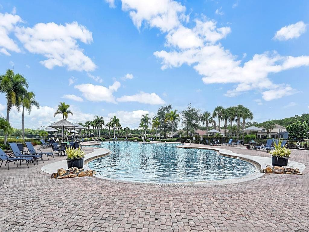 16072 Palmetto Prairie DR-34