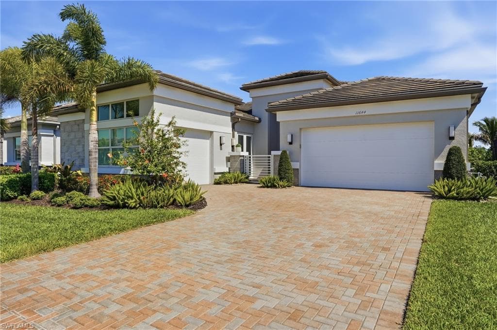 11644 Periwinkle DR-39