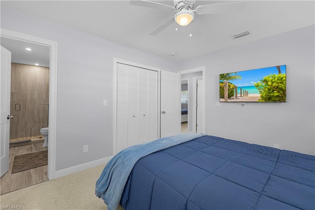 2 Fairview BLVD-13