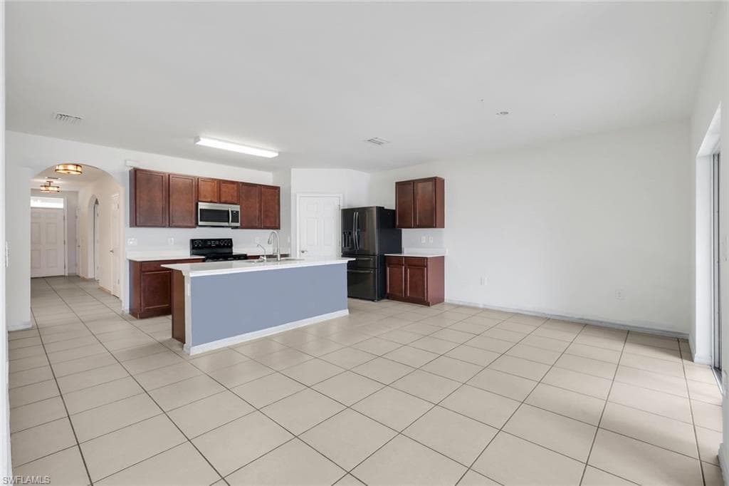 8117 Sandpiper RD-3