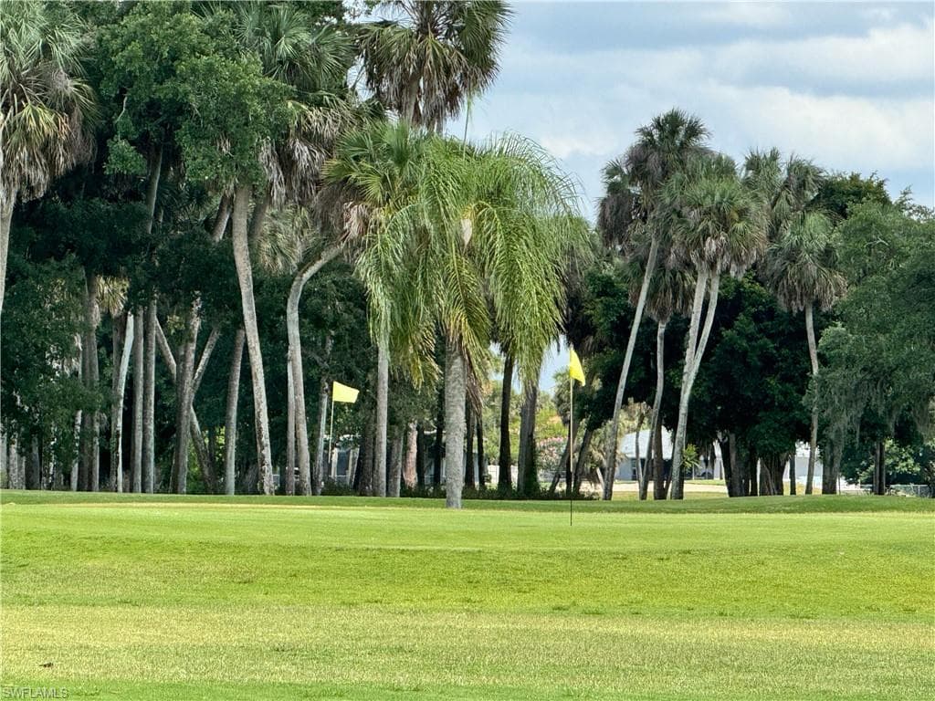 1723 Golf Club DR 6-4