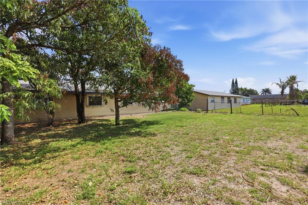 1132 Mississippi AVE-27