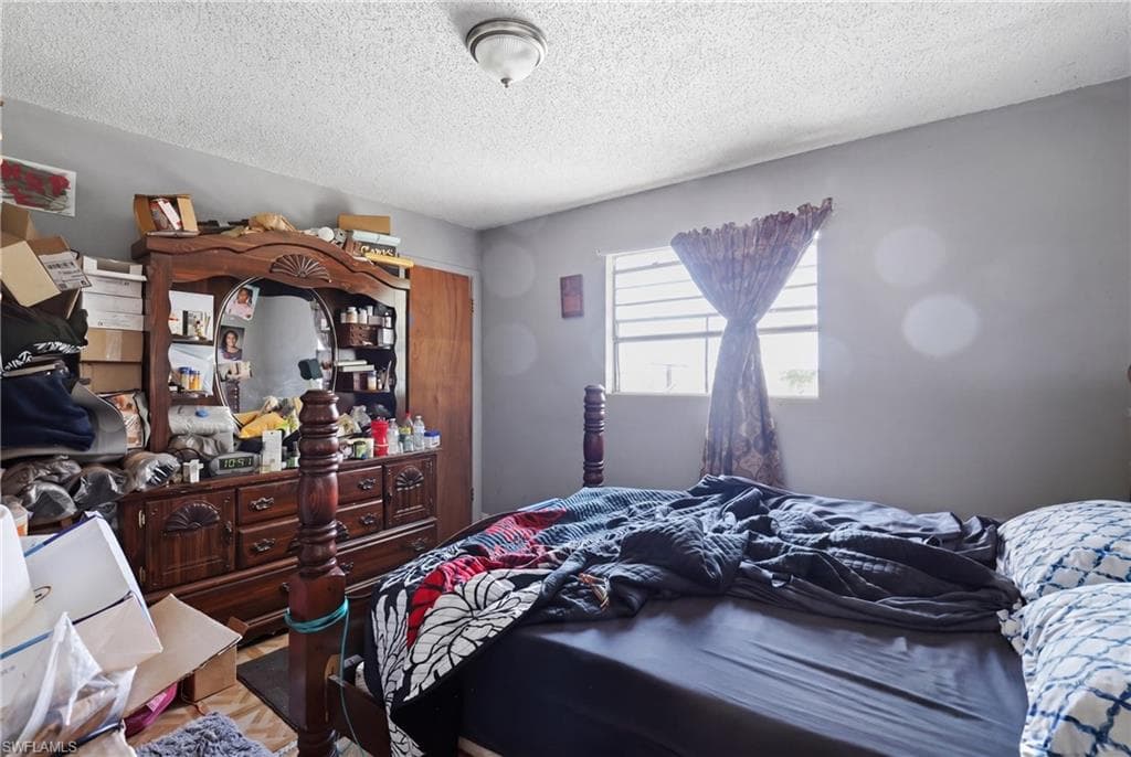 1132 Mississippi AVE-17