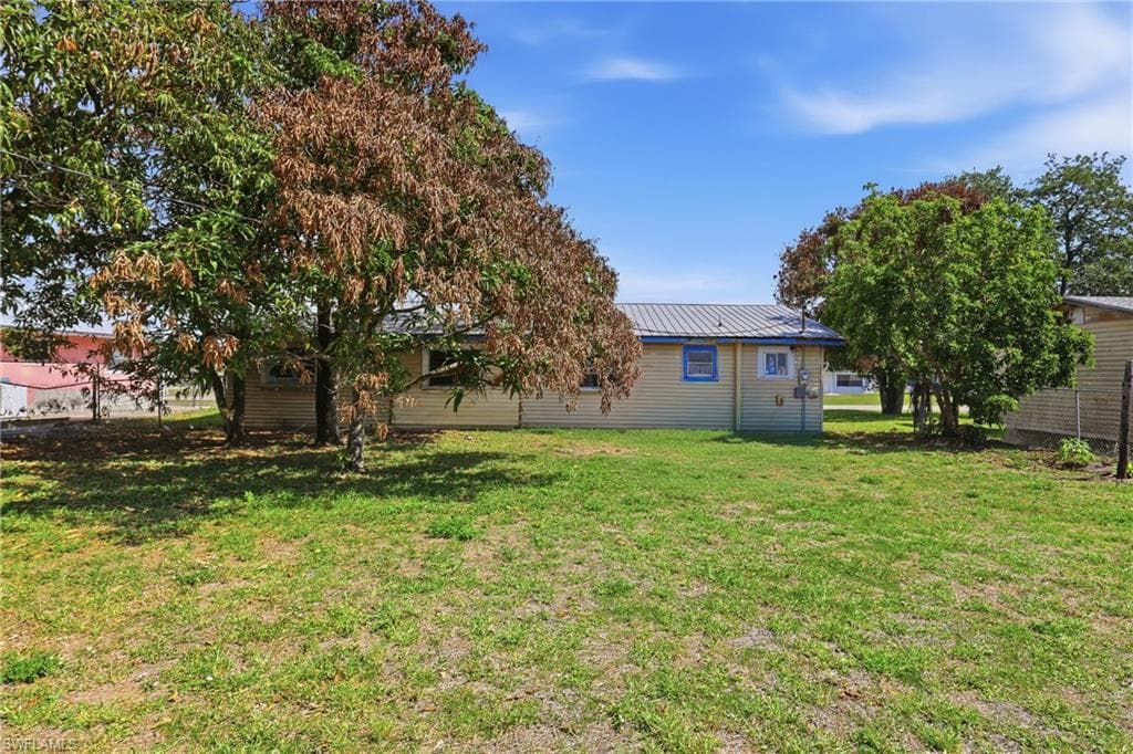 1132 Mississippi AVE-26