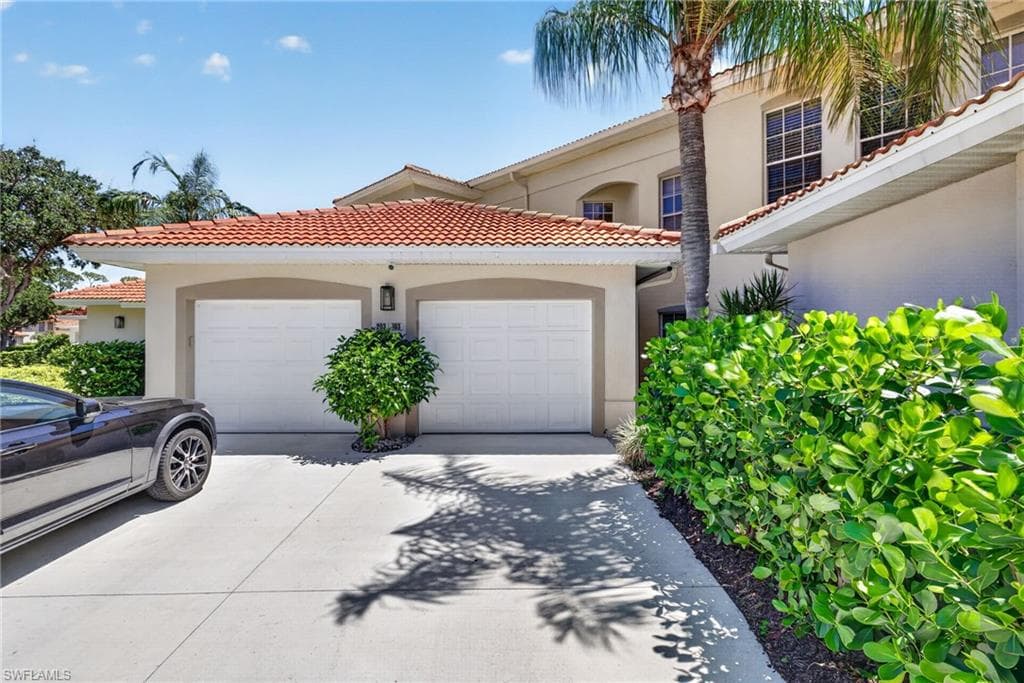 1033 Egrets Walk CIR 103-9