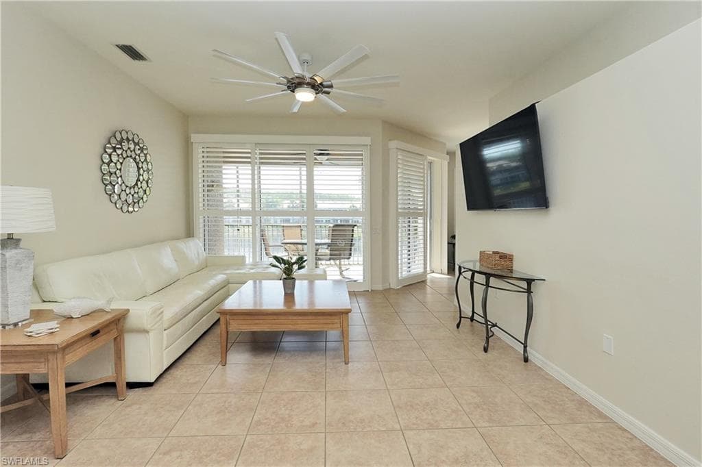 10015 Sky View WAY 1605-6