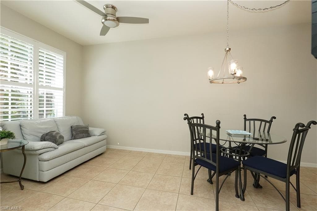 10015 Sky View WAY 1605-8