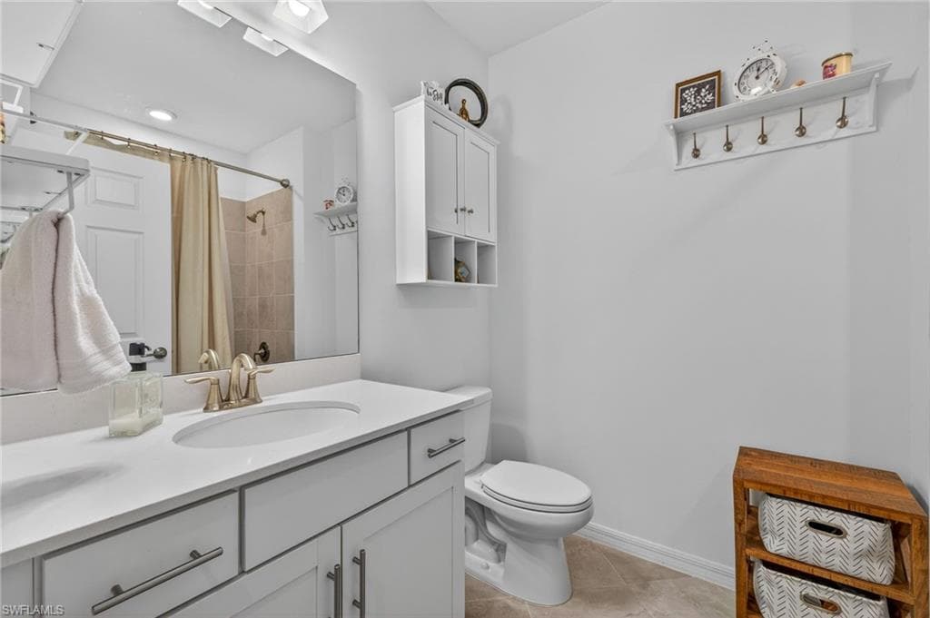12050 Santaluz DR 101-19