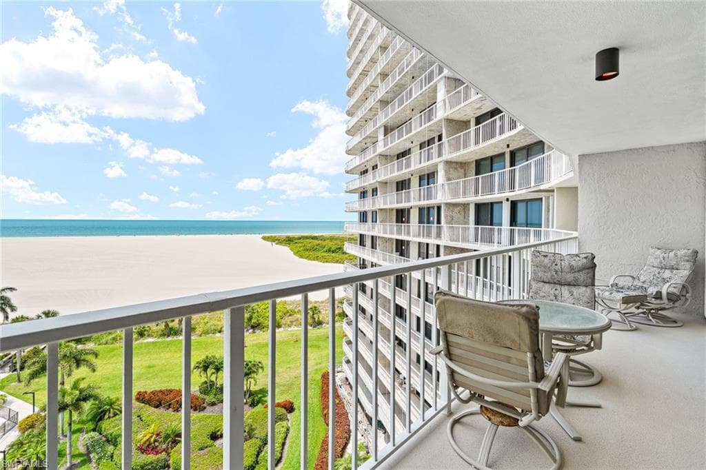320 Seaview CT 2-805-17