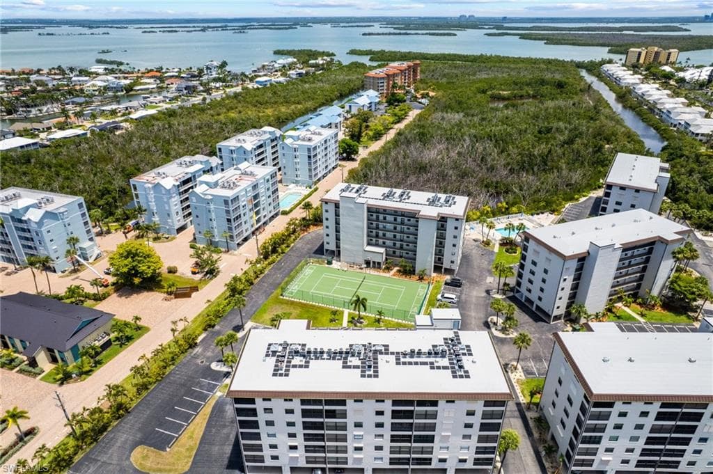 6897 Estero Blvd 125-22